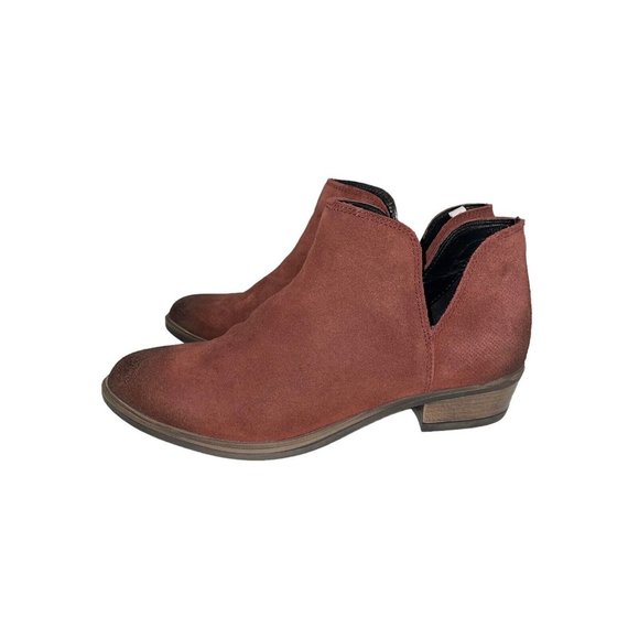 EUC Crevo Women's Leighton Boots Size 9 Burgundy Suede V-Notch Bootie Comfy Boho - Picture 3 of 6